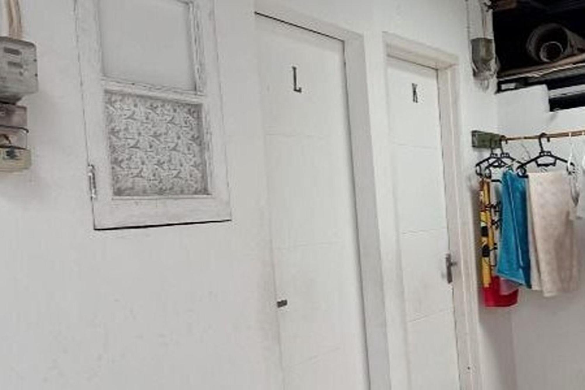 Kost 48 Surabaya Hotel Екстериор снимка